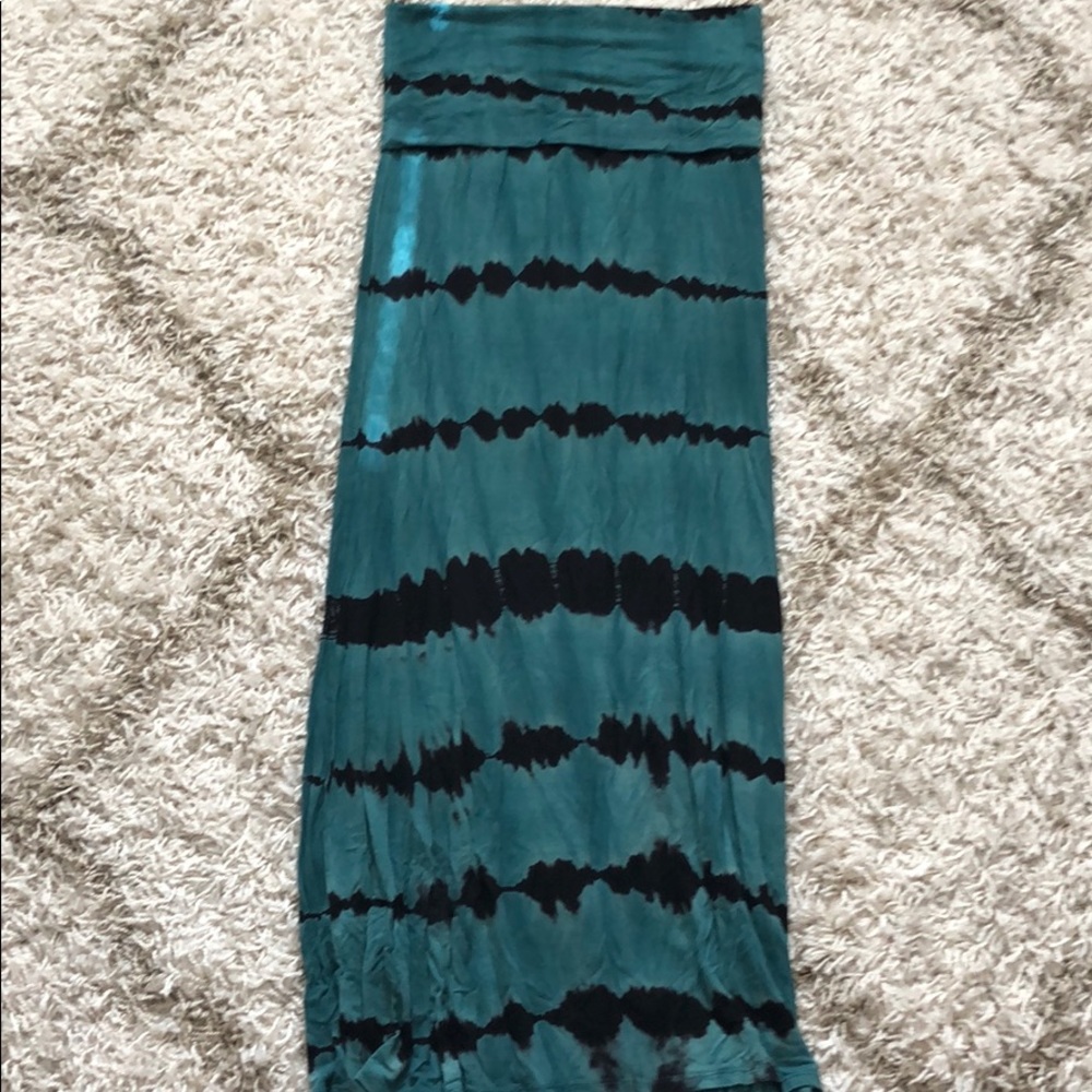 Billabong Maxi Skirt, Size Medium